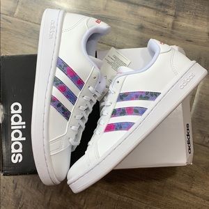 womens floral adidas shoes